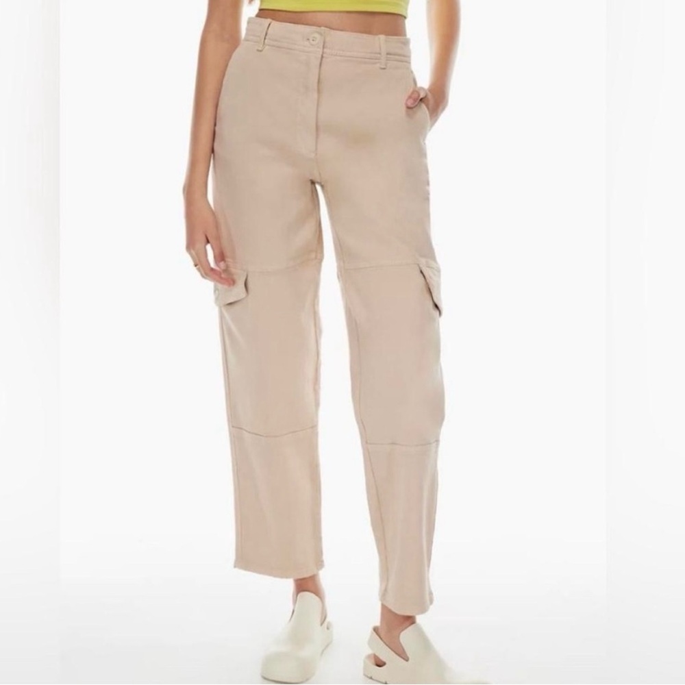 Aritzia Wilfred Free modern high-waisted cargo pants Sz. 12 light lavender